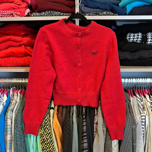 Unbranded red long sleeve button down crew neck cardigan size S NWOT - Picture 1 of 3